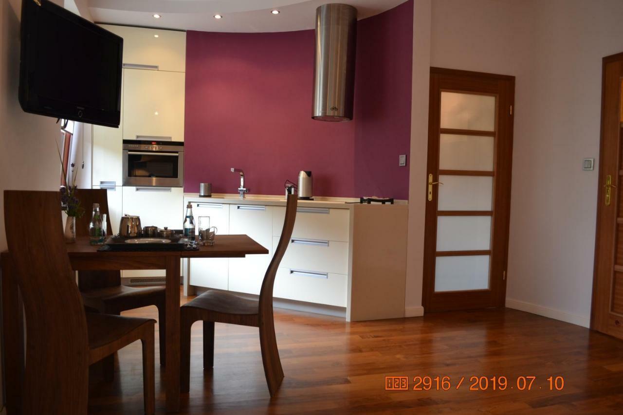 Apartament Parkowa Polana Z Ogrodem Apartment Polanica-Zdroj Bagian luar foto