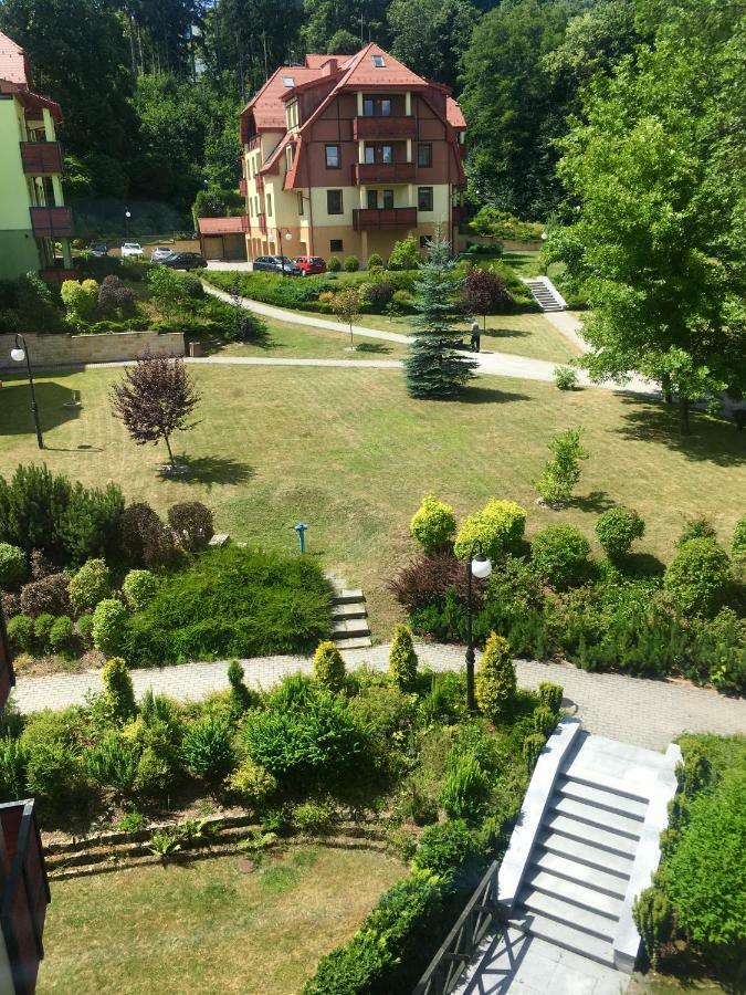 Apartament Parkowa Polana Z Ogrodem Apartment Polanica-Zdroj Bagian luar foto