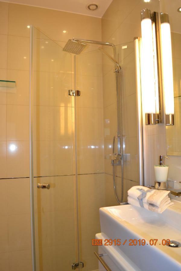 Apartament Parkowa Polana Z Ogrodem Apartment Polanica-Zdroj Bagian luar foto