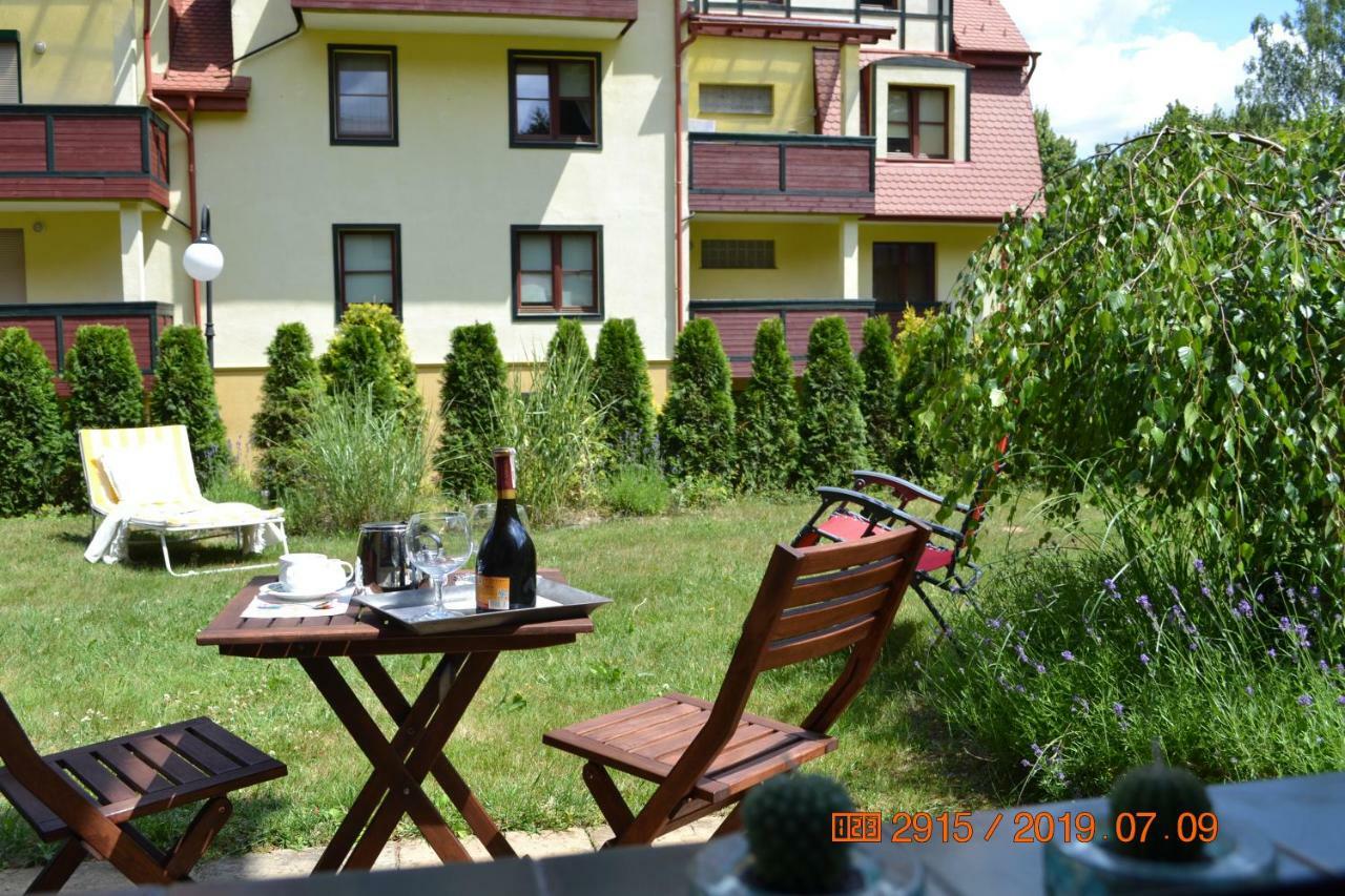 Apartament Parkowa Polana Z Ogrodem Apartment Polanica-Zdroj Bagian luar foto
